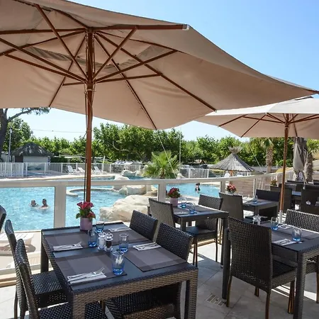 Camping La Pinede 4*